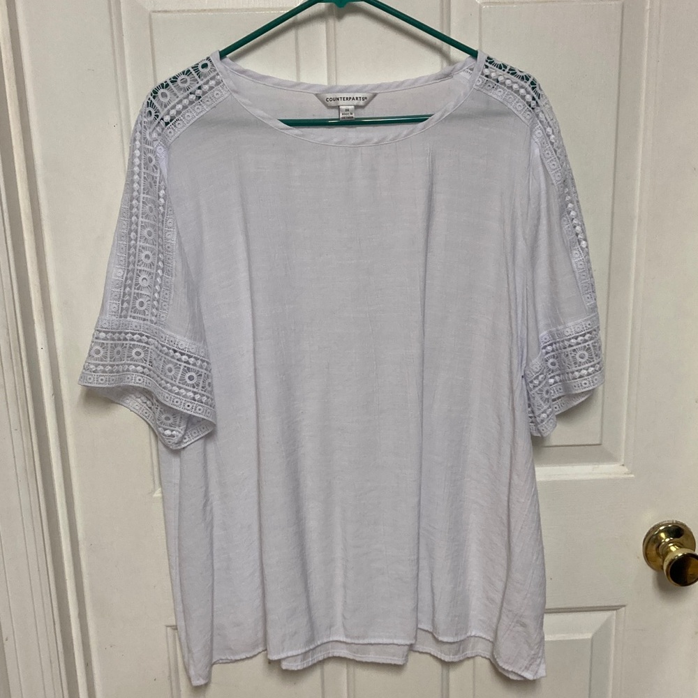 Counterparts White Lace-Panel Short Sleeve Blouse